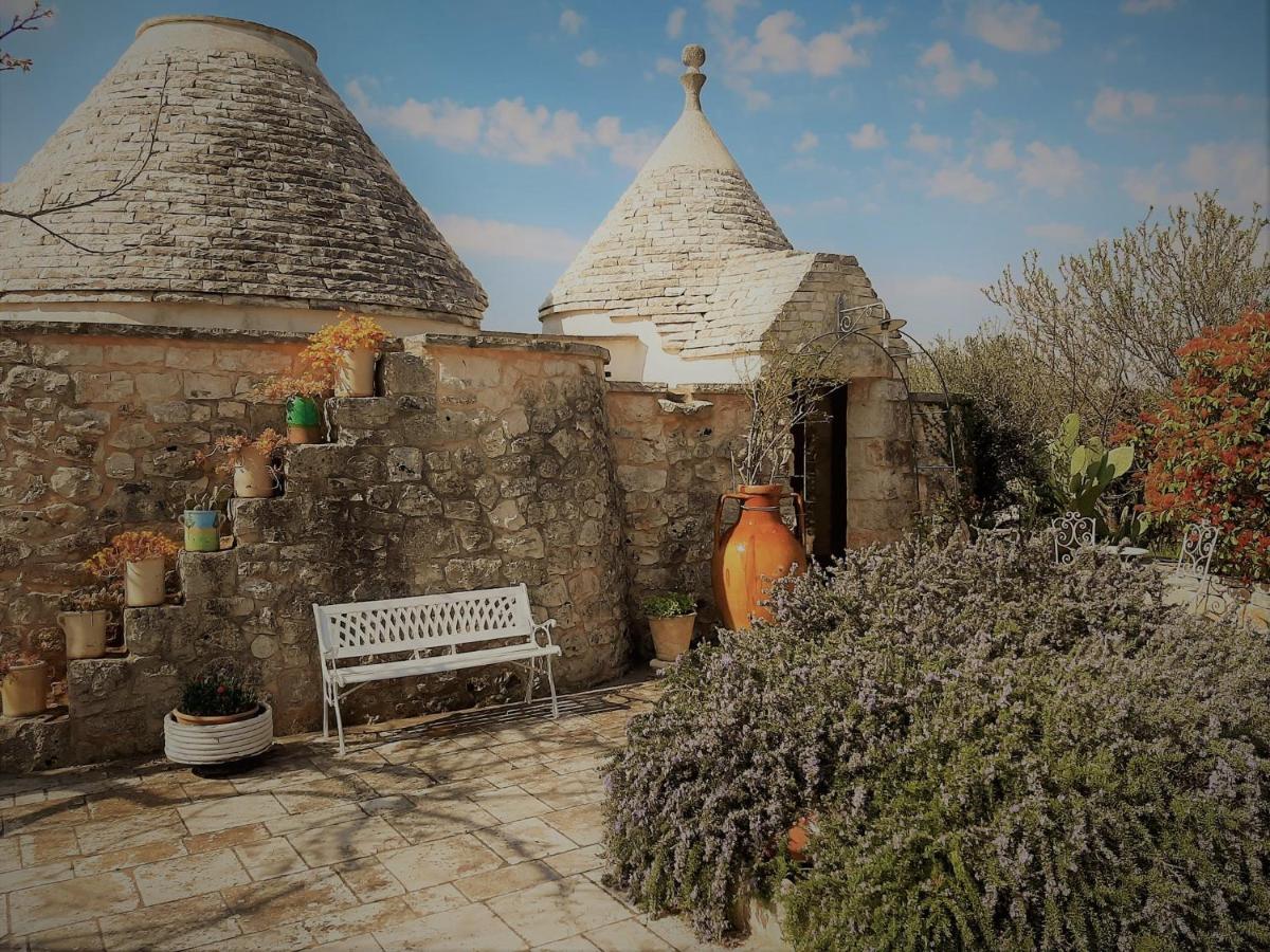 Hostal Trulli Fogliarella Ostuni Exterior foto