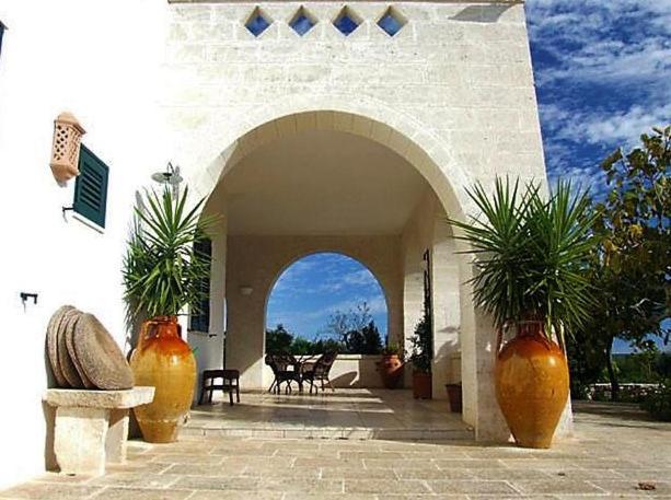 Hostal Trulli Fogliarella Ostuni Exterior foto