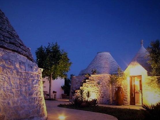 Hostal Trulli Fogliarella Ostuni Exterior foto